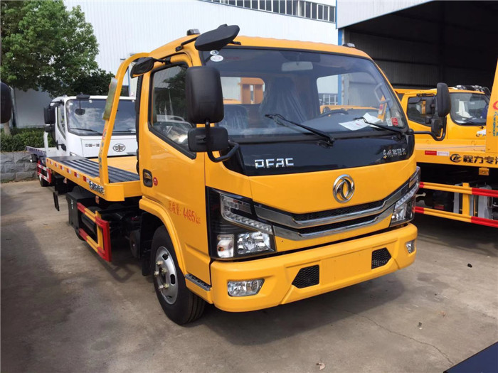 東風(fēng)多利卡藍(lán)牌一拖二清障車