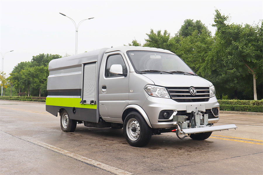 路面養護車-國六1.5立方藍牌東風小康路面養護車廠家價格