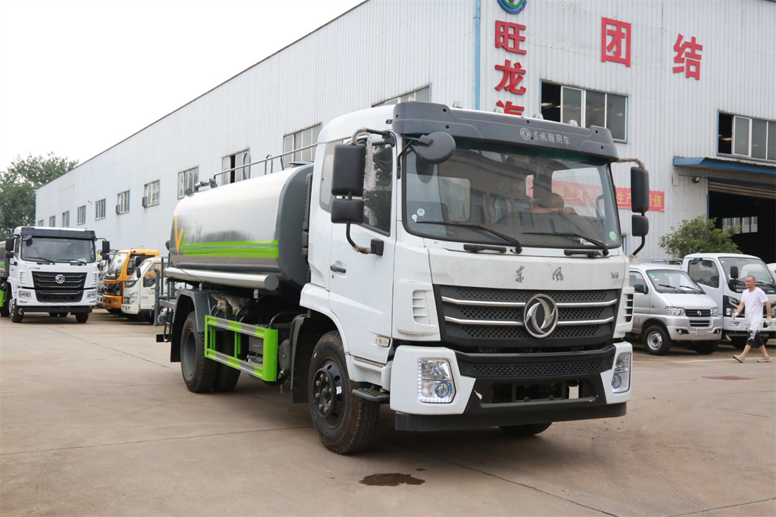 12噸灑水車-東風專底D17國六12方灑水車廠家價格